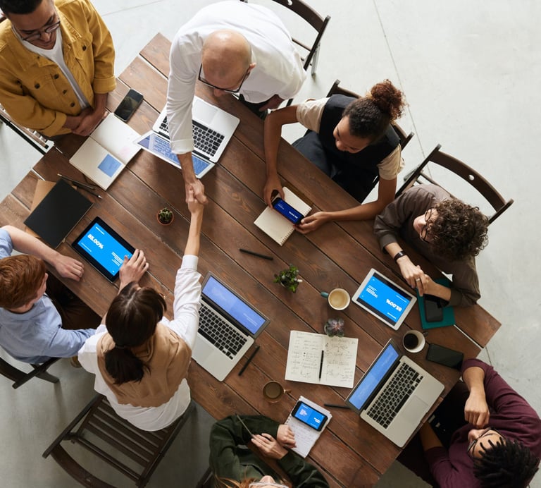 Equipe especializada CloudSageTI - Profissionais de tecnologia da informação